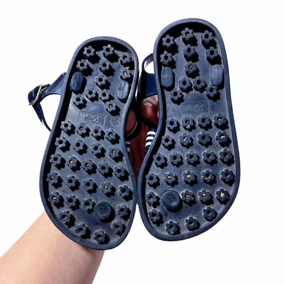Gap Kids Nautical Bow Rubber Sandals Navy White - Picture 3 of 3